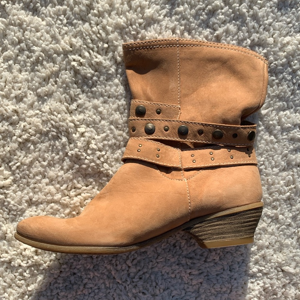 KHRIO soft leather ankle boot made Romania EU36